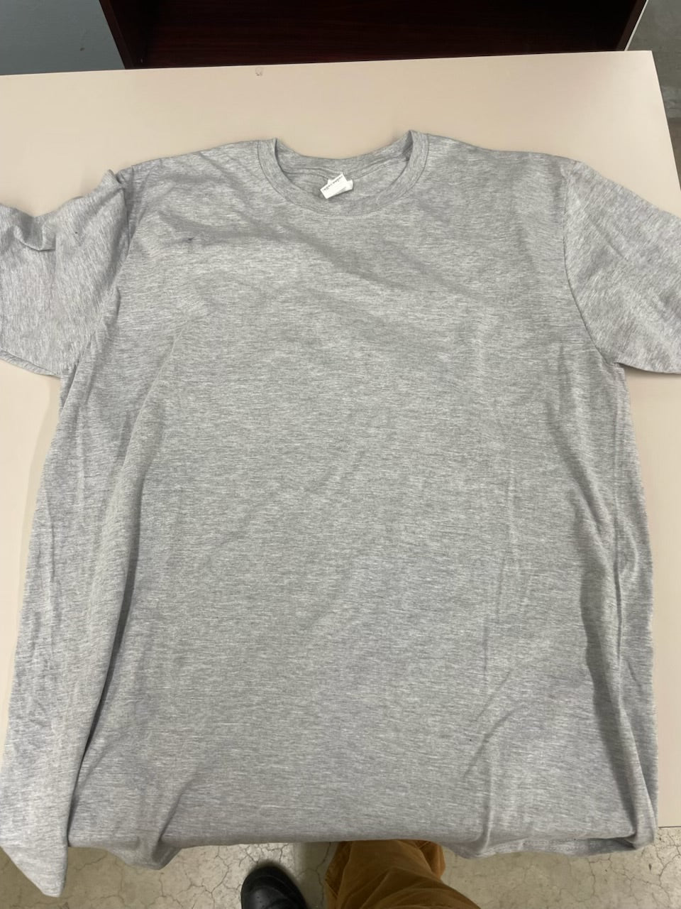 Gildan 1049 M Tee // ribbed crew men tee